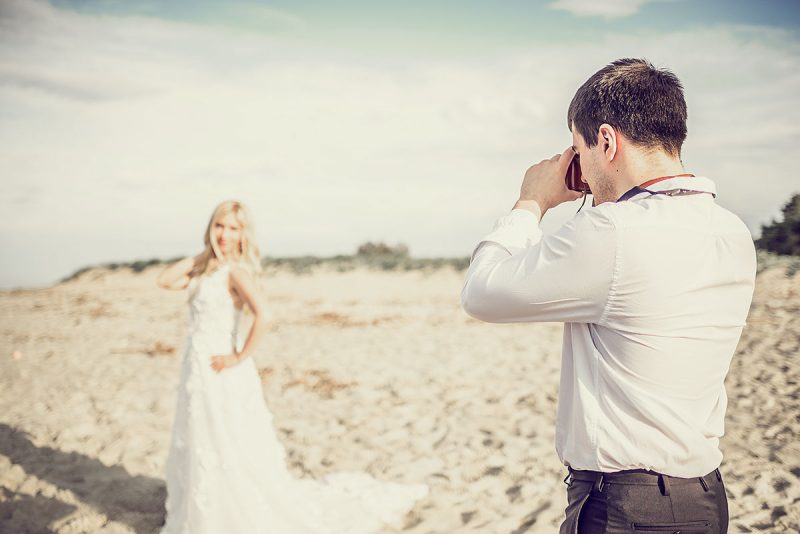 Why Hire a Professional Wedding Photographer